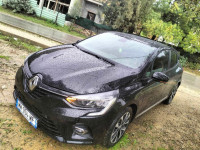 voitures-renault-clio-5-2023-oum-toub-skikda-algerie