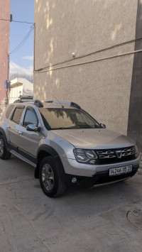 voitures-dacia-duster-2015-el-bouni-annaba-algerie