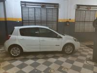 citadine-renault-clio-3-2012-night-and-day-bouira-algerie