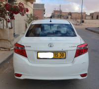 voitures-toyota-yaris-2015-ouargla-algerie