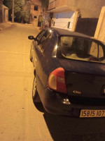 voitures-renault-clio-classique-2007-damous-tipaza-algerie