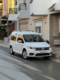 voitures-volkswagen-caddy-2018-collection-setif-algerie