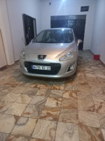 voitures-peugeot-308-2012-telagh-sidi-bel-abbes-algerie