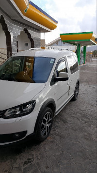 voitures-volkswagen-caddy-2015-cross-oran-algerie