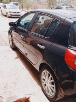 voitures-renault-clio-3-2007-berrouaghia-medea-algerie