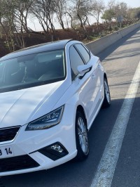 سيارات-seat-ibiza-2019-high-الرحوية-تيارت-الجزائر