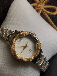 femmes-montre-gucci-femme-algerie