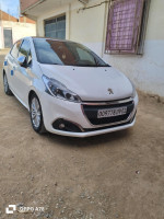 voitures-peugeot-208-2019-allure-facelift-chlef-algerie