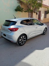سيارات-renault-clio-5-2022-evolution-برج-بوعريريج-الجزائر