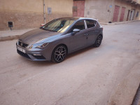 moyenne-berline-seat-leon-2018-mascara-algerie