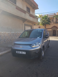 voitures-fiat-doblo-2024-oran-algerie