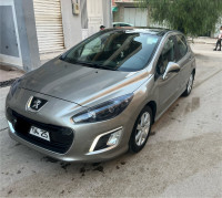 moyenne-berline-peugeot-308-2014-allure-constantine-algerie