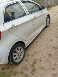 سيارات-kia-picanto-2014-pop-تيزي-وزو-الجزائر