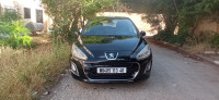 voitures-peugeot-308-2013-sportium-khenchela-algerie