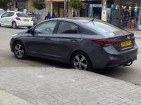 سيارات-hyundai-accent-rb-4-portes-2018-gl-الكاليتوس-الجزائر