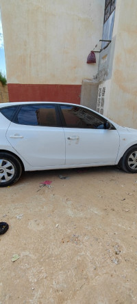 voitures-hyundai-i30-2009-khemisti-tissemsilt-algerie