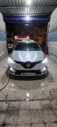 voitures-renault-clio-5-2023-les-eucalyptus-alger-algerie