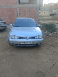 سيارات-volkswagen-golf-4-2001-بولوغين-الجزائر