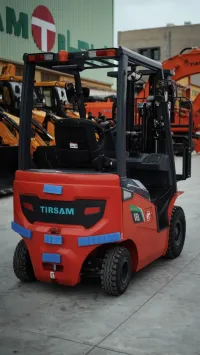 TIRSAM CHARIOT ELEVATEUR 1,8 TONNE / 4,5 METRES  -   رافعة شوكية  1.8 طن / 4.5 متر 
