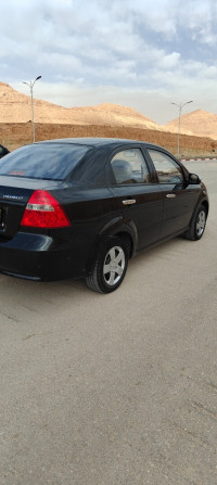 voitures-chevrolet-aveo-4-portes-2012-laghouat-algerie