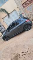 citadine-peugeot-208-2014-gti-algerie