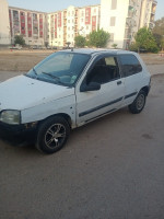 voitures-renault-clio-1-1997-algerie