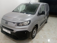 voitures-fiat-doblo-2024-chlef-algerie