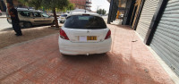 voitures-peugeot-207-2012-allure-biskra-algerie