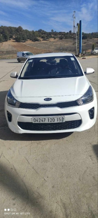 voitures-kia-rio-2020-tablat-medea-algerie