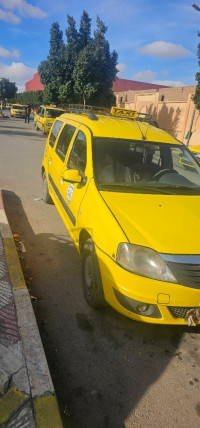 voitures-dacia-logan-mcv-2013-tlemcen-algerie