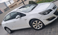 voitures-opel-astra-2015-alger-centre-algerie