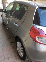 voitures-renault-clio-3-2009-dynamique-blida-algerie