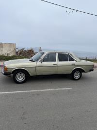 سيارات-mercedes-w123-1980-300d-عين-بنيان-الجزائر
