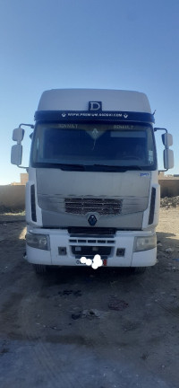 camion-رونو-64-2010-msila-algerie