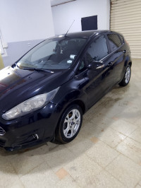 voitures-ford-fiesta-2014-trend-look-saoula-alger-algerie