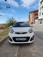 voitures-kia-picanto-2014-pop-constantine-algerie