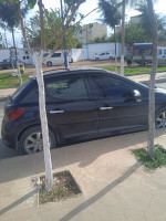 voitures-peugeot-207-2009-boumerdes-algerie