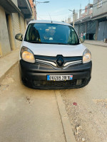 voitures-renault-kangoo-2018-fransa-les-eucalyptus-alger-algerie