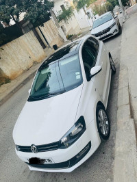 voitures-volkswagen-polo-2014-life-dely-brahim-alger-algerie