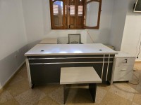 مكاتب-و-أدراج-bureaux-et-chaise-بومرداس-الجزائر