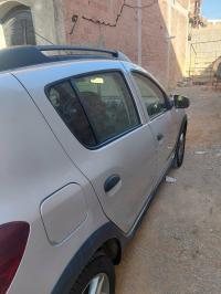 voitures-dacia-sandero-2017-stepway-nedroma-tlemcen-algerie