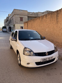 voitures-renault-clio-campus-2012-bye-mostaganem-algerie