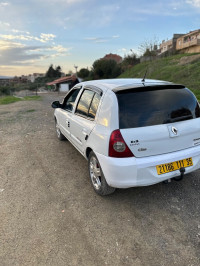 voitures-renault-clio-campus-2011-bordj-menaiel-boumerdes-algerie