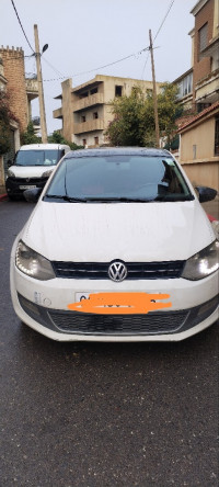 voitures-volkswagen-polo-2014-life-bouira-algerie