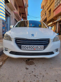 voitures-peugeot-301-2015-active-saida-algerie