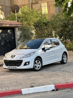 voitures-peugeot-207-2012-allure-bouira-algerie