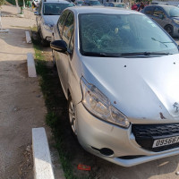 voitures-peugeot-208-2014-bordj-el-bahri-alger-algerie