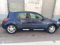 moyenne-berline-renault-megane-2-2003-blida-algerie