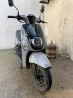 motos-scooters-cuxi-estet-x-2023-kouba-alger-algerie