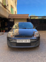 voitures-ford-fiesta-2008-les-eucalyptus-alger-algerie